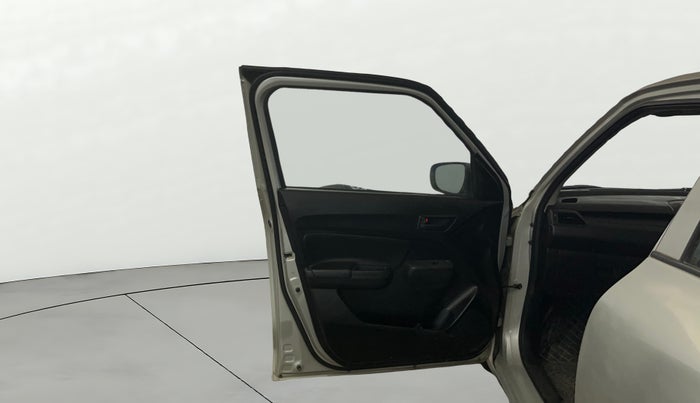 2020 Maruti Swift LXI, Petrol, Manual, 32,662 km, LHS Front Door