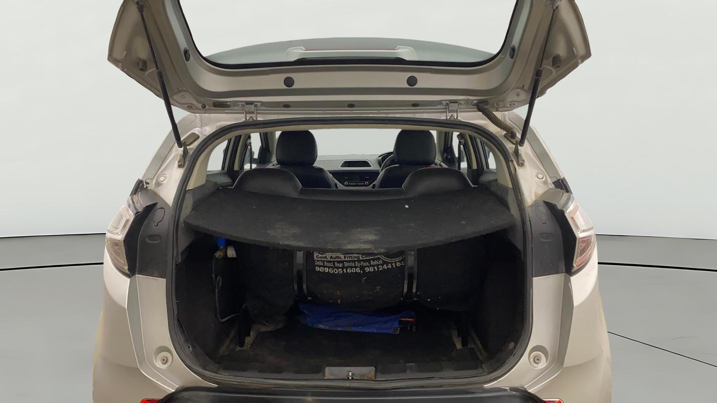 2018 Tata NEXON XM PETROL, CNG, Manual, 1,00,474 km, Boot Open Zoomed View