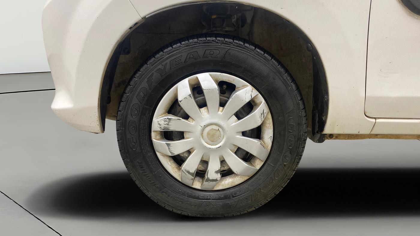 2013 Maruti Alto 800 LXI, Petrol, Manual, 34,525 km, Left Front Wheel