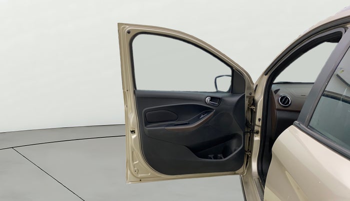 2019 Ford FREESTYLE TITANIUM PLUS 1.2 PETROL, Petrol, Manual, 58,855 km, LHS Front Door