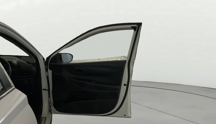 2021 Hyundai NEW I20 SPORTZ 1.2 MT, Petrol, Manual, 40,009 km, RHS Front Door