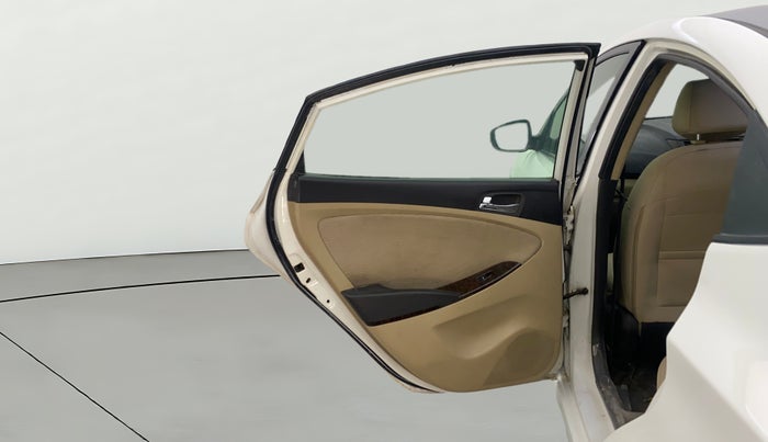 2013 Hyundai Verna FLUIDIC 1.6 CRDI SX, Diesel, Manual, 1,36,029 km, LHS Rear Door