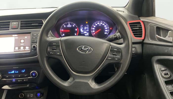 2018 Hyundai Elite i20 ASTA 1.4 CRDI DUAL TONE, Diesel, Manual, 79,002 km, Steering Wheel Close Up