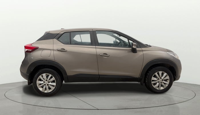 2019 Nissan Kicks XL 1.5, Petrol, Manual, 48,806 km, Right Side View