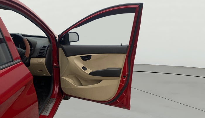 2015 Hyundai Eon MAGNA +, Petrol, Manual, 60,963 km, RHS Front Door