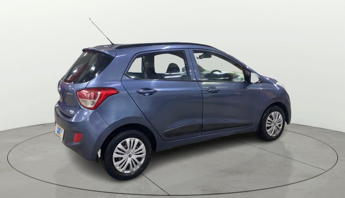 2016 Hyundai Grand i10 SPORTZ 1.2 KAPPA VTVT, Petrol, Manual, 87,439 km, Right Back Diagonal
