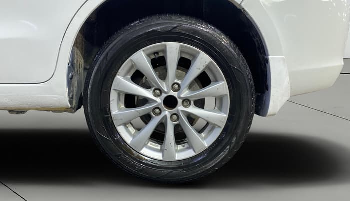 2013 Maruti Ertiga ZDI, Diesel, Manual, 88,520 km, Left Rear Wheel