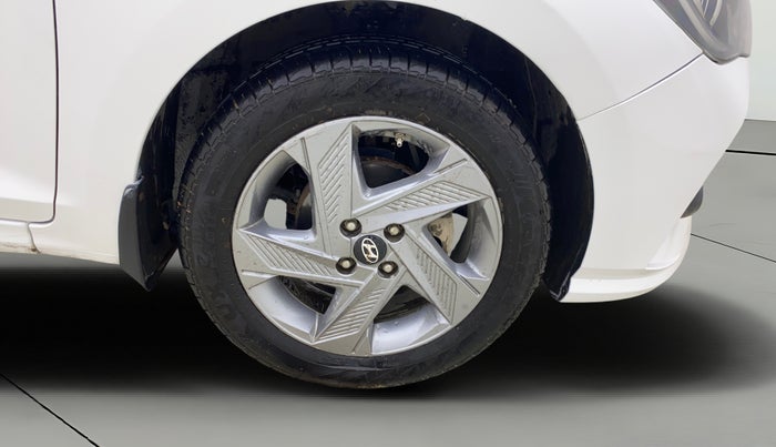 2022 Hyundai Verna SX 1.5 VTVT, Petrol, Manual, 98,461 km, Right Front Wheel