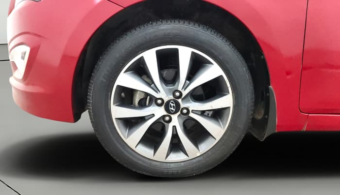 2015 Hyundai Verna FLUIDIC 4S 1.6 VTVT S(O), Petrol, Manual, 30,287 km, Left Front Wheel