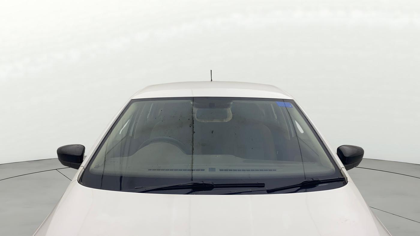 2014 Skoda Rapid ELEGANCE 1.6 MPI AT, CNG, Automatic, 43,105 km, Front Windshield