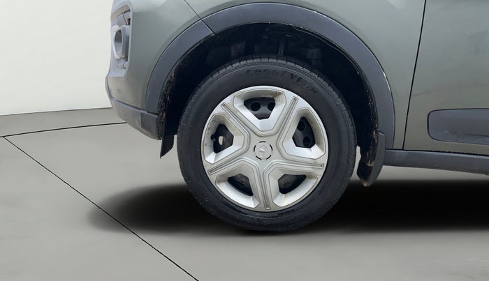 2020 Tata NEXON XE PETROL, Petrol, Manual, 18,527 km, Left Front Wheel