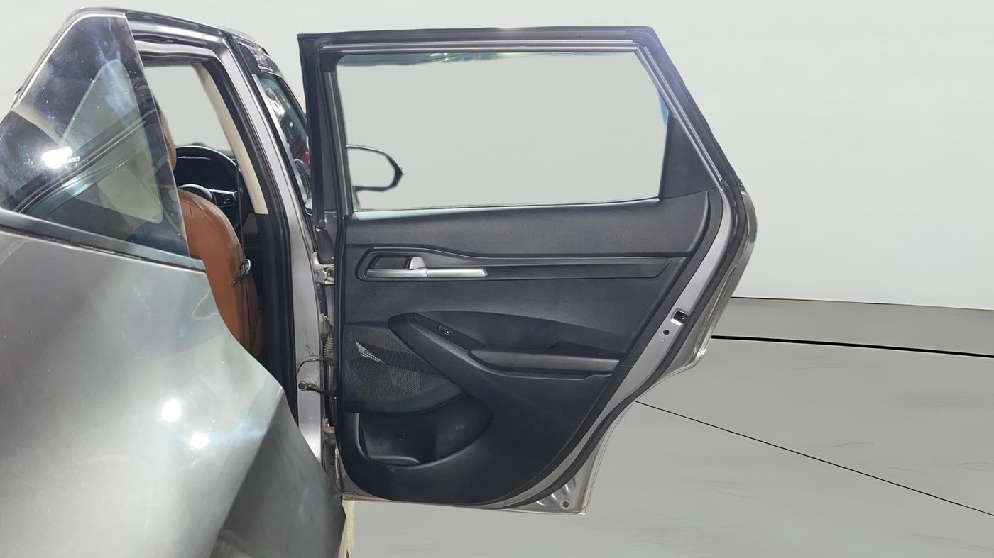 2020 KIA SELTOS HTK 1.5 PETROL, Petrol, Manual, 38,099 km, RHS Rear Door