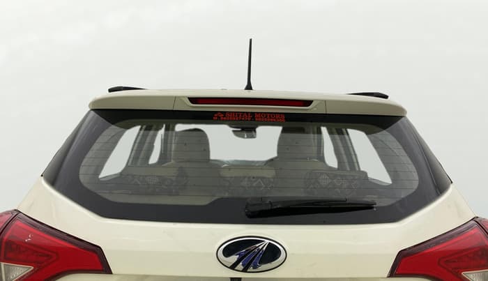 2020 Mahindra XUV300 W8 1.5 DIESEL, Diesel, Manual, 1,04,864 km, Rear Windshield