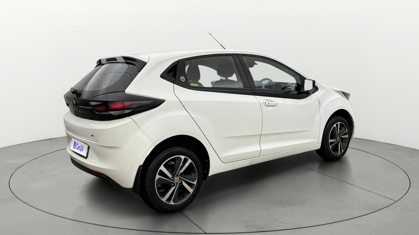 2024 Tata ALTROZ XZA, Petrol, Automatic, 40,033 km, Right Back Diagonal