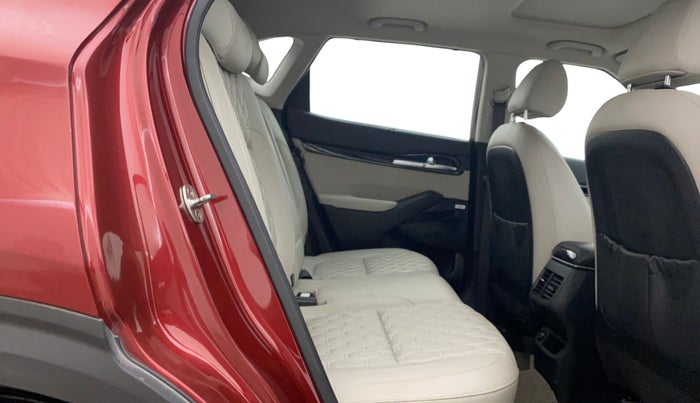 2019 KIA SELTOS HTX PLUS 1.5 DIESEL, Diesel, Manual, 38,707 km, Right Side Rear Door Cabin