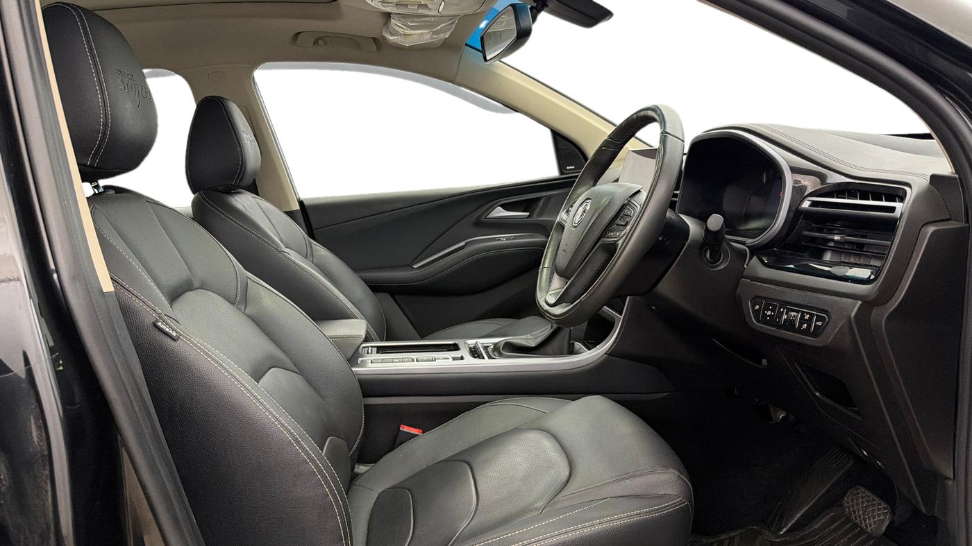 2024 MG HECTOR PLUS Sharp Pro Blackstorm 1.5 Turbo Petrol CVT 7 STR, Petrol, Automatic, 19,753 km, Right Side Front Door Cabin