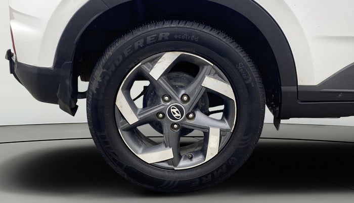 2021 Hyundai VENUE SX 1.5 CRDI, Diesel, Manual, 54,146 km, Right Rear Wheel