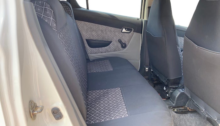 2018 Maruti Alto 800 LXI, Petrol, Manual, 31,194 km, Right Side Rear Door Cabin