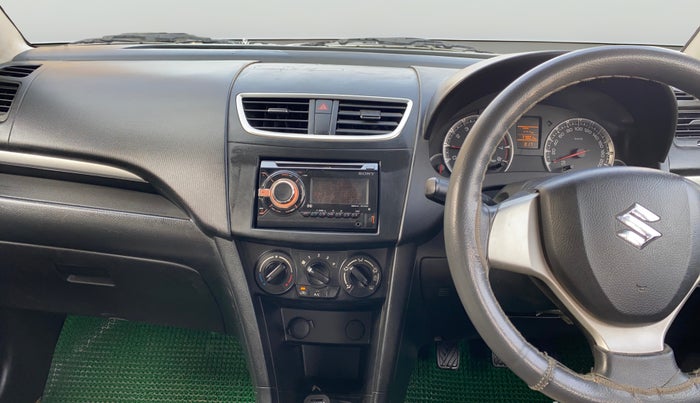 2014 Maruti Swift VXI, Petrol, Manual, 77,790 km, Air Conditioner