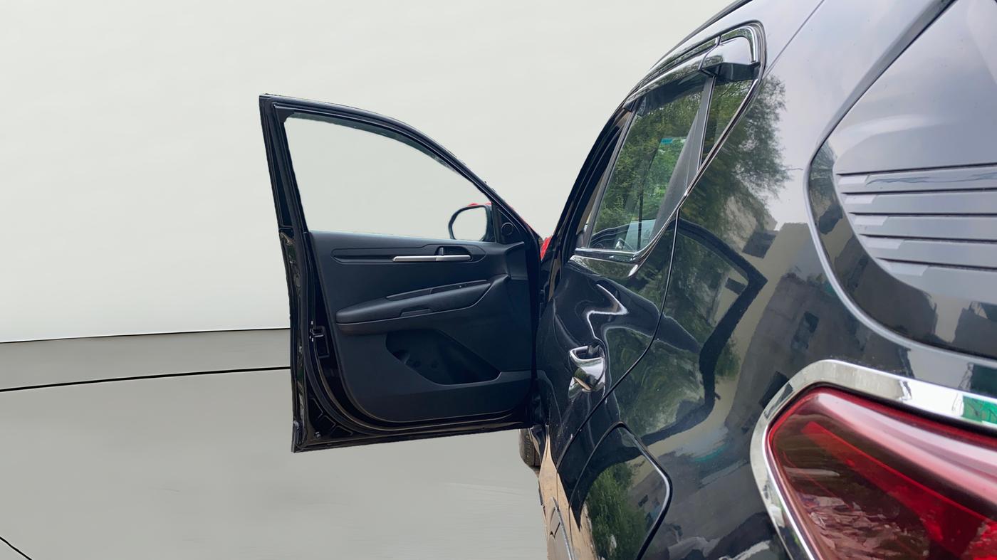 2024 KIA SONET HTK (O) 1.2 Petrol MT, Petrol, Manual, 1,862 km, LHS Front Door
