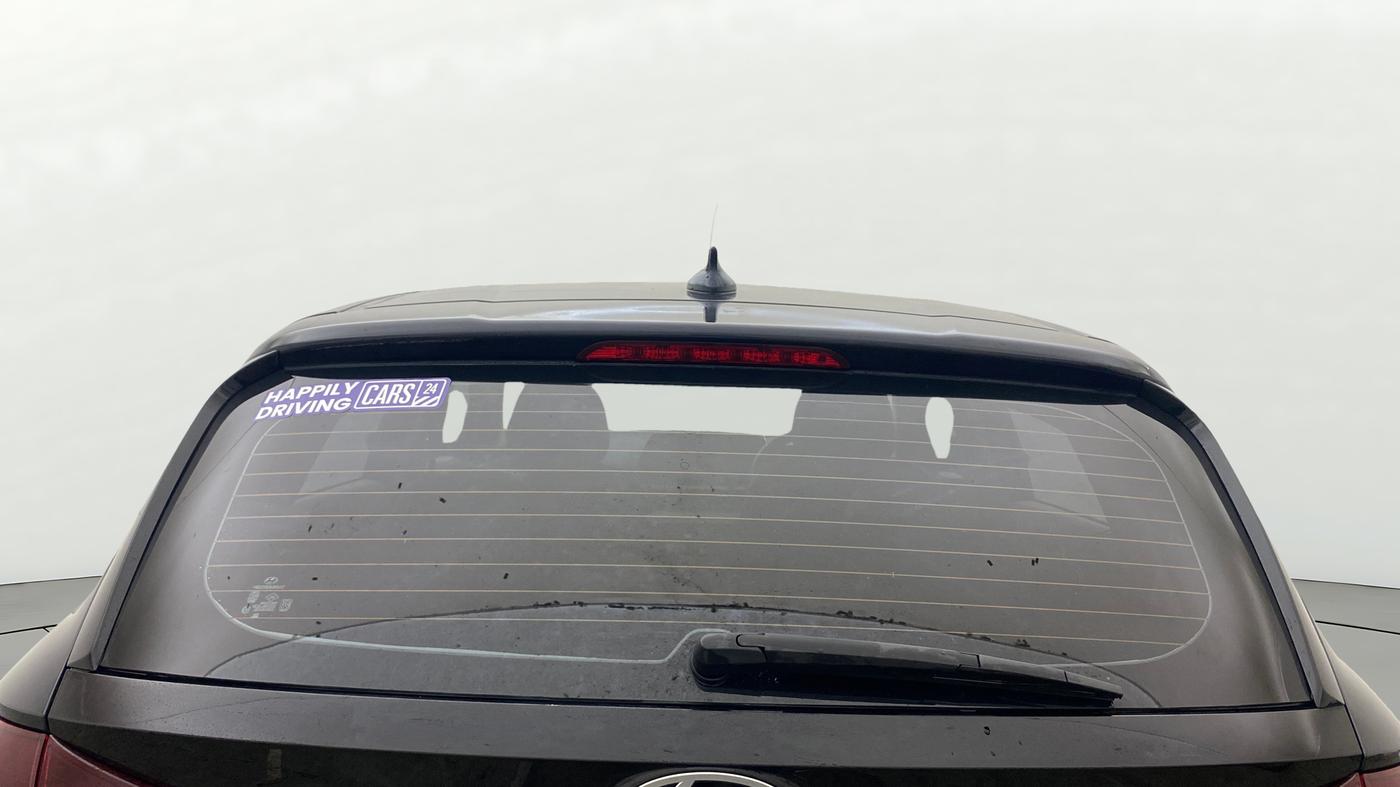 2024 Hyundai NEW I20 ASTA (O) 1.2 IVT, Petrol, Automatic, 16,859 km, Rear Windshield