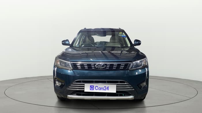 2021 Mahindra XUV300 W8 (O) 1.2 PETROL, Petrol, Manual, 93,933 km, Front