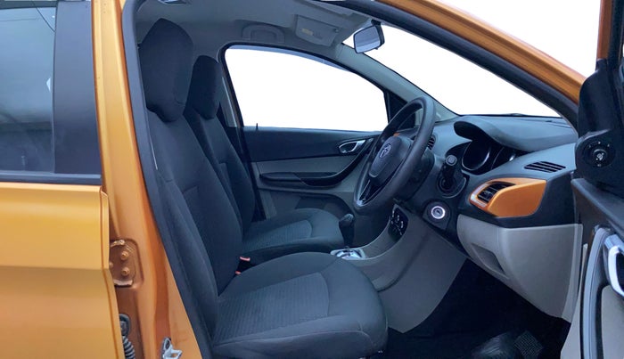 2018 Tata Tiago XZA PETROL, Petrol, Automatic, 39,282 km, Right Side Front Door Cabin