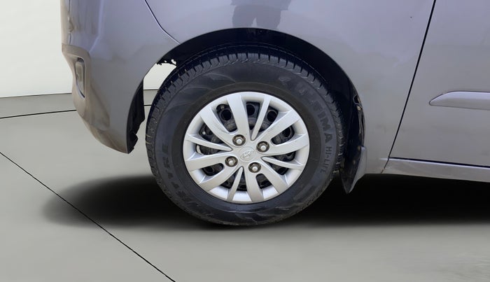 2013 Hyundai i10 SPORTZ 1.2, CNG, Manual, 1,28,823 km, Left Front Wheel