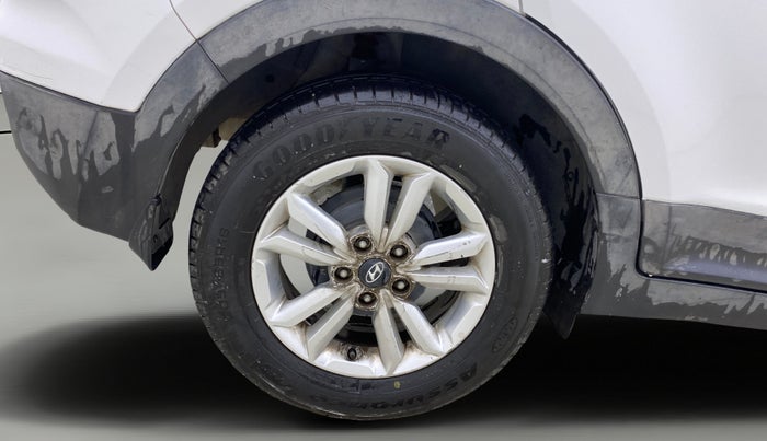 2017 Hyundai Creta SX PLUS 1.6 DIESEL, Diesel, Manual, 31,395 km, Right Rear Wheel