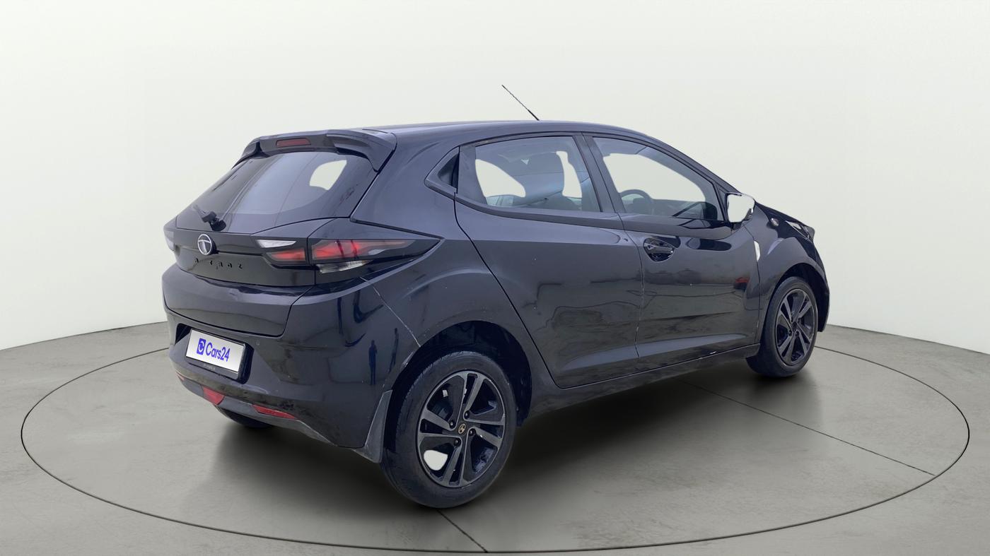 2022 Tata ALTROZ XZ PLUS DIESEL DARK EDITION, Diesel, Manual, 77,109 km, Right Back Diagonal