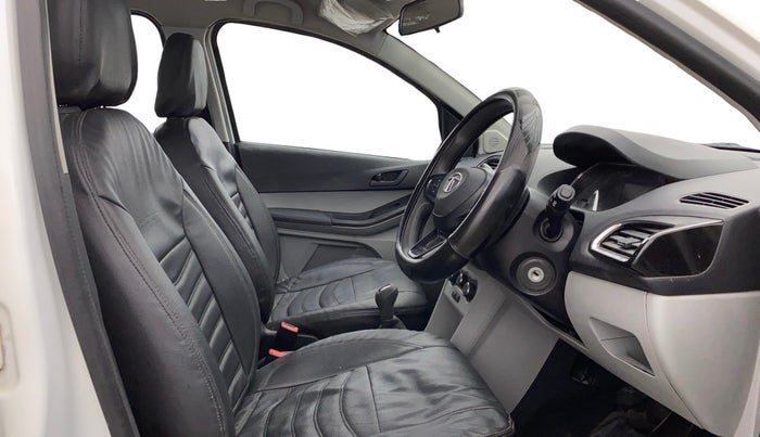 2022 Tata Tiago XT CNG, CNG, Manual, 36,805 km, Right Side Front Door Cabin