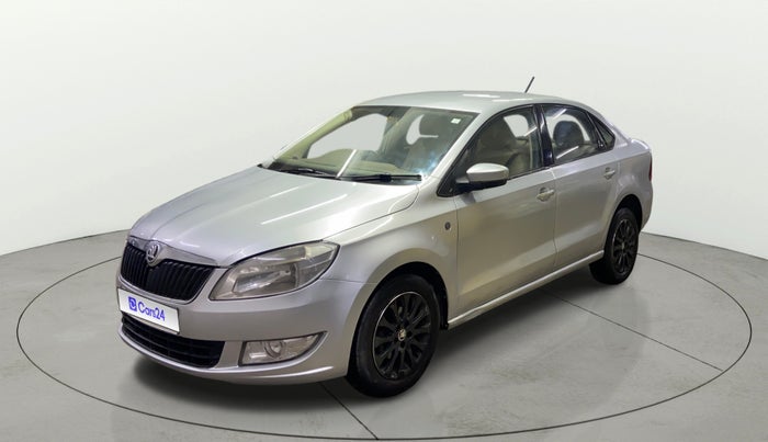 2015 Skoda Rapid 1.5 TDI CR AMBITION PLUS, Diesel, Manual, 1,28,085 km, Left Front Diagonal