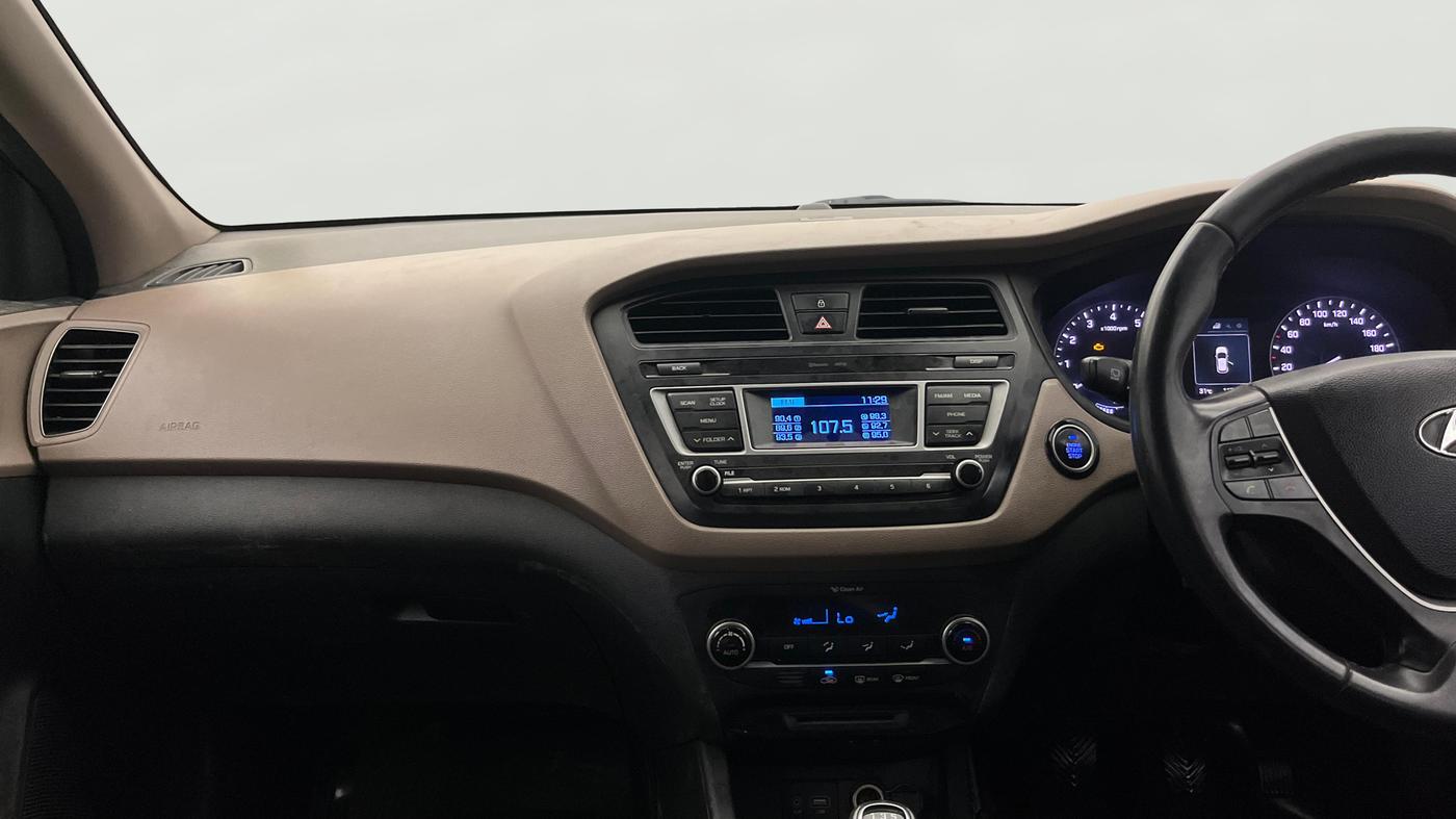 2016 Hyundai Elite i20 ASTA 1.2, Petrol, Manual, 1,17,440 km, Air Conditioner