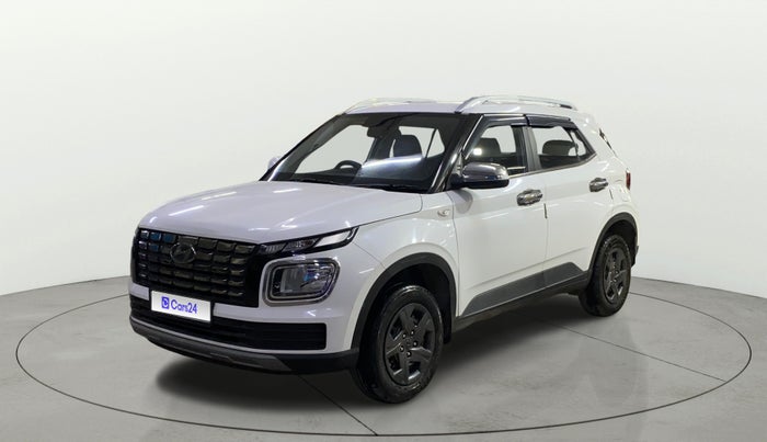 2023 Hyundai VENUE SX(O) 1.0 Turbo DCT Knight Edition, Petrol, Automatic, 42,595 km, Left Front Diagonal