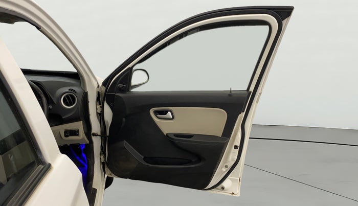 2019 Maruti Alto LXI, CNG, Manual, 60,505 km, RHS Front Door
