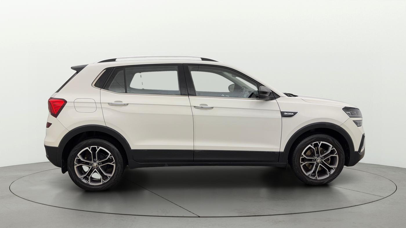 2022 Skoda KUSHAQ STYLE 1.5L TSI DSG, Petrol, Automatic, 40,532 km, Right Side View