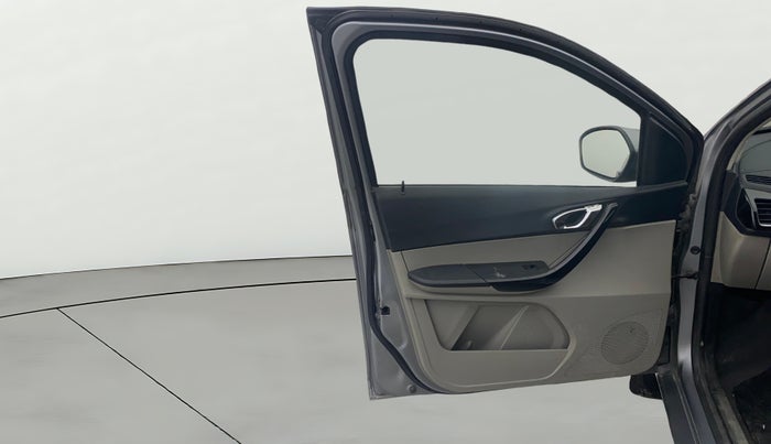 2018 Tata Tiago XZA PETROL, Petrol, Automatic, 62,913 km, LHS Front Door