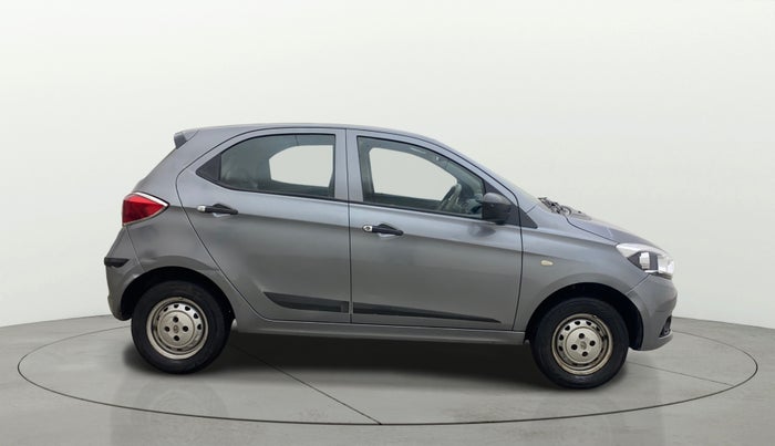 2018 Tata Tiago XM PETROL, Petrol, Manual, 1,21,475 km, Right Side View