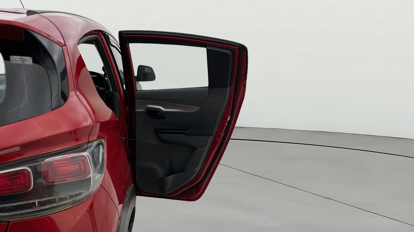 2018 Mahindra KUV 100 NXT K6+ P 6 STR, Petrol, Manual, 68,665 km, RHS Rear Door