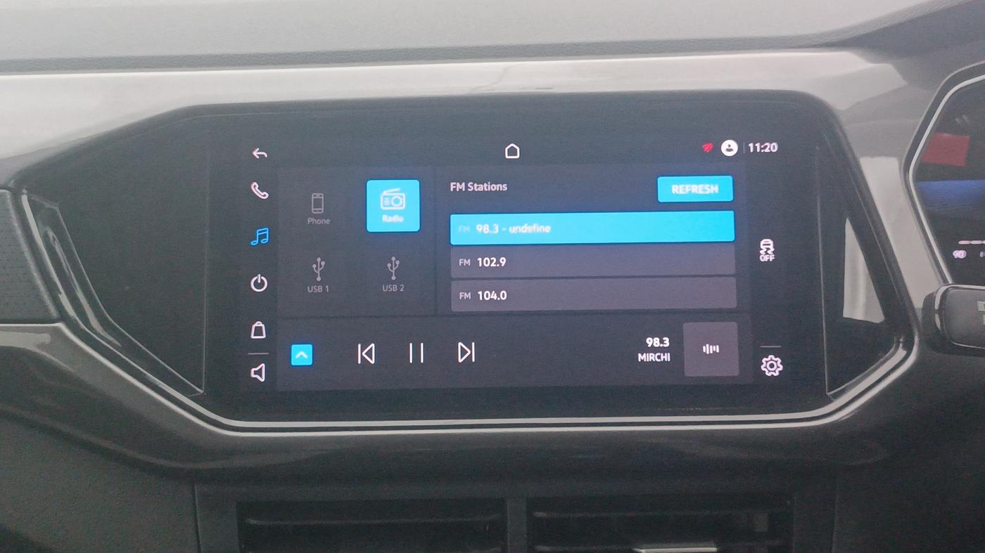2022 Volkswagen TAIGUN TOPLINE 1.0 TSI MT, Petrol, Manual, 7,103 km, Air Conditioner