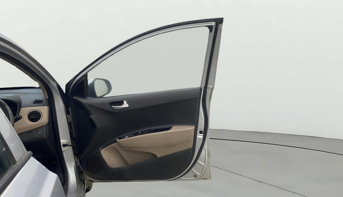 2019 Hyundai Grand i10 SPORTZ AT 1.2 KAPPA VTVT, Petrol, Automatic, 52,431 km, RHS Front Door