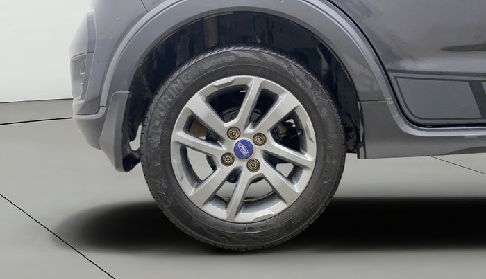 2018 Ford FREESTYLE TITANIUM 1.2 PETROL, Petrol, Manual, 74,993 km, Right Rear Wheel