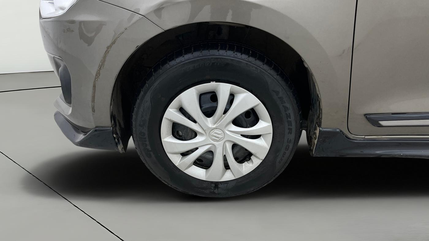 2023 Maruti Swift VXI AMT, Petrol, Automatic, 9,412 km, Left Front Wheel