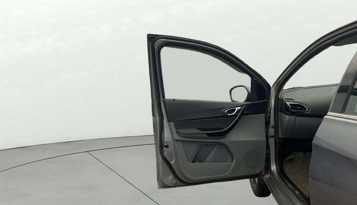 2018 Tata TIGOR XZ PETROL, Petrol, Manual, 44,327 km, LHS Front Door