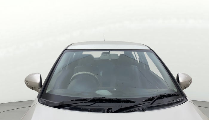2017 Maruti Swift VXI, Petrol, Manual, 68,694 km, Front Windshield