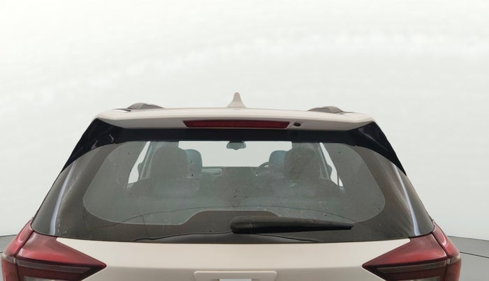 2022 Mahindra XUV700 AX 5 D AT 7 STR, Diesel, Automatic, 77,516 km, Rear Windshield