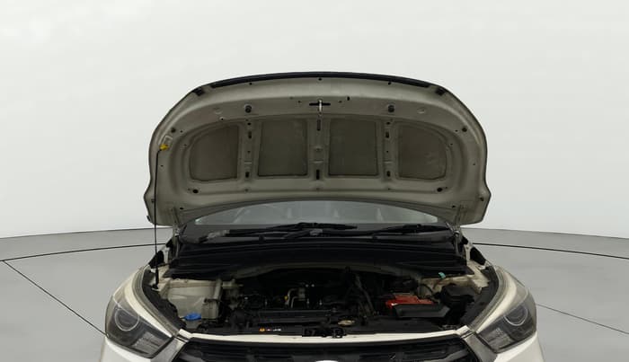 2019 Hyundai Creta SX SPORTS EDITION 1.6 PETROL DUAL TONE, Petrol, Manual, 35,189 km, Open Bonet