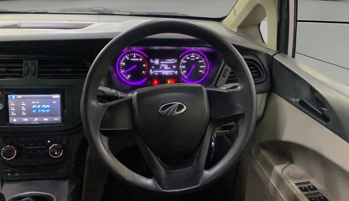 2018 Mahindra MARAZZO M2 7STR, Diesel, Manual, 1,04,829 km, Steering Wheel Close Up