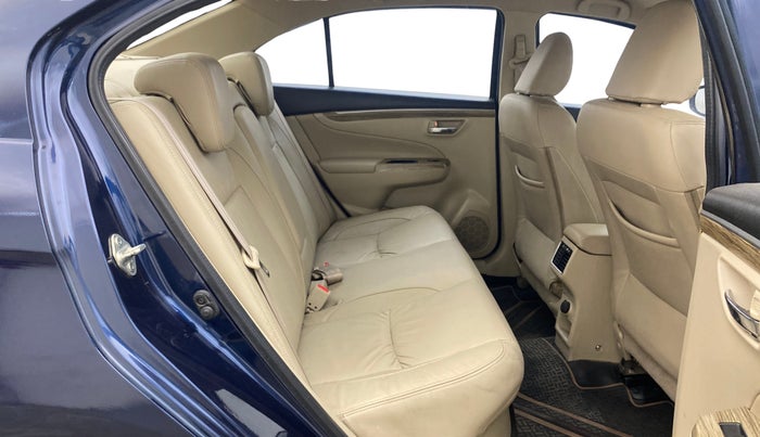 2022 Maruti Ciaz ALPHA 1.5 SHVS PETROL, Petrol, Manual, 61,187 km, Right Side Rear Door Cabin