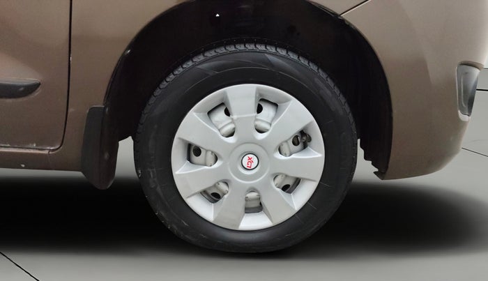 2018 Maruti Wagon R 1.0 LXI CNG, CNG, Manual, 83,232 km, Right Front Wheel